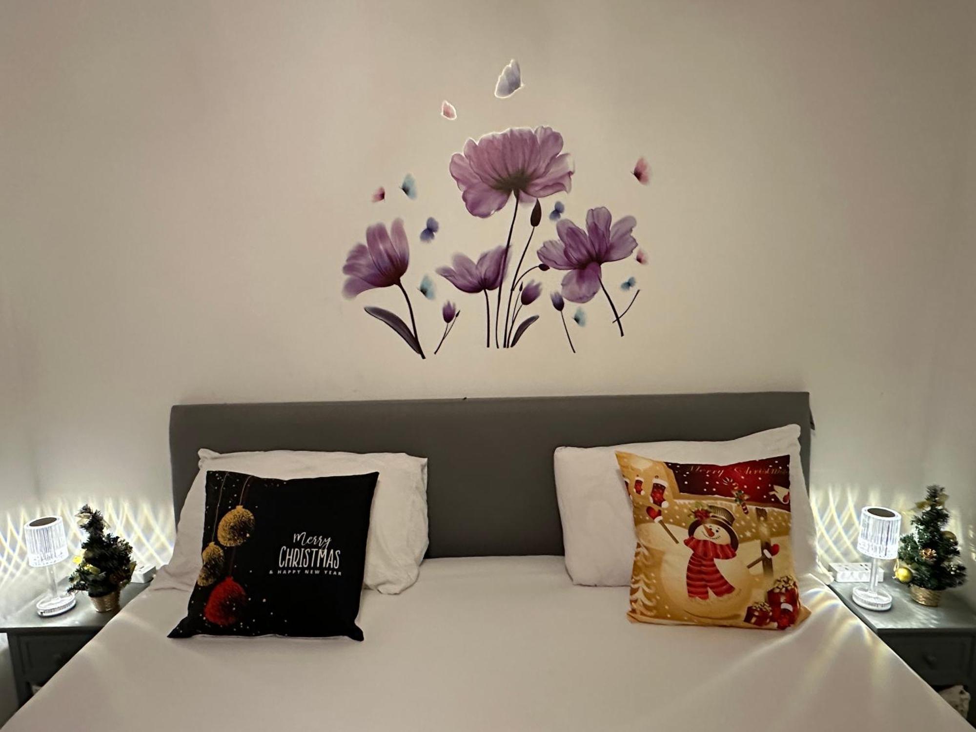 London 2 Bed 2 Bath Apartment Holiday Home - Free Parking - 3Min Walk To The Train Station - 19Min To London Liverpool Street 5Min To Victoria Line 1Gb Broadband Super Fast Internet Ground Floor 100S Of Shops Restaurants Bakeries 24-Hour Asda Superst Kültér fotó